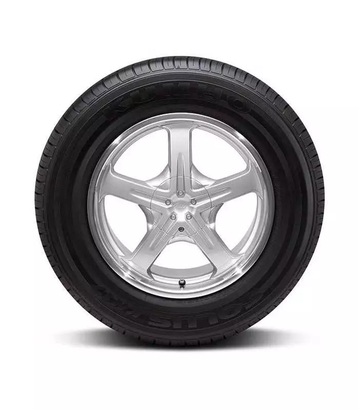 لاستیک کومهو مدل SOLUS KH17 235/55R17